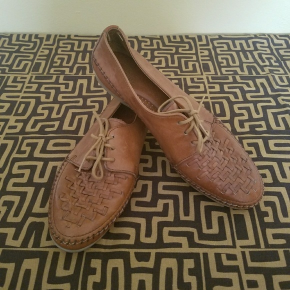 woven oxfords womens